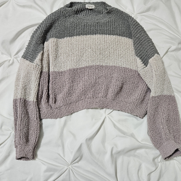 Sweater - Picture 1 of 1